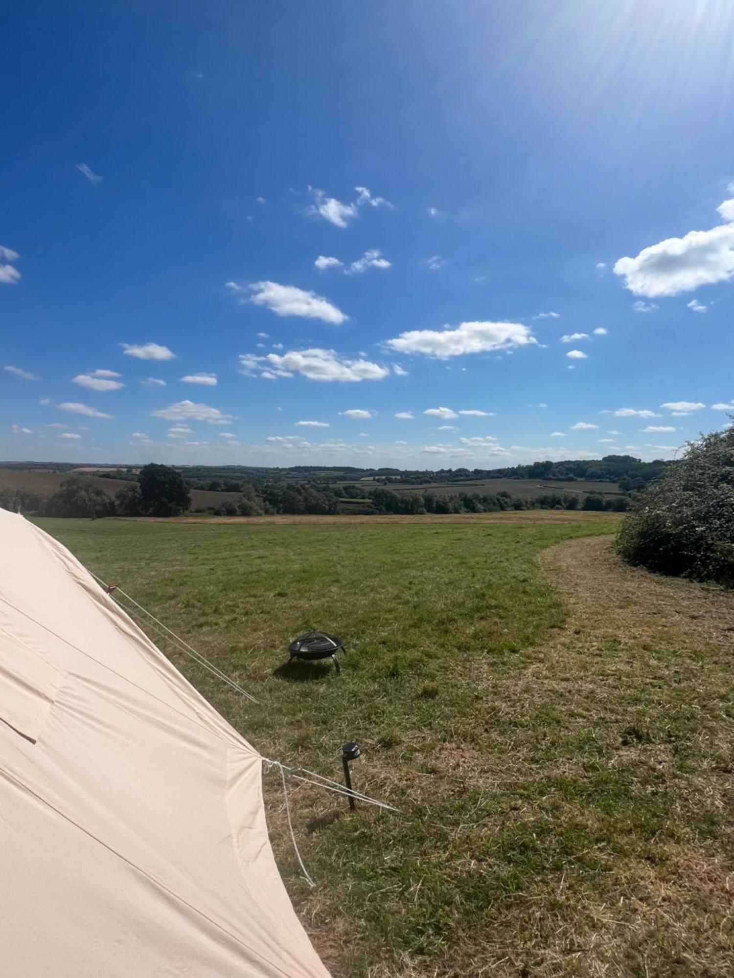 Bell Tent 4M And 7M Fossewold Cotswold Camping Moreton-in-Marsh Eksteriør bilde
