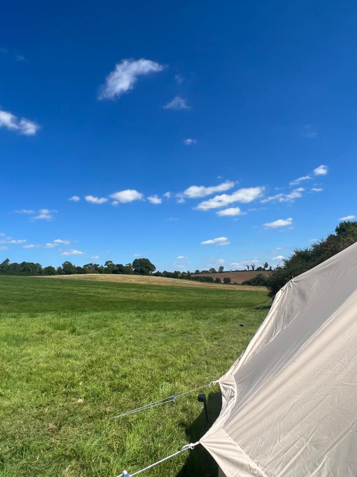 Bell Tent 4M And 7M Fossewold Cotswold Camping Moreton-in-Marsh Eksteriør bilde